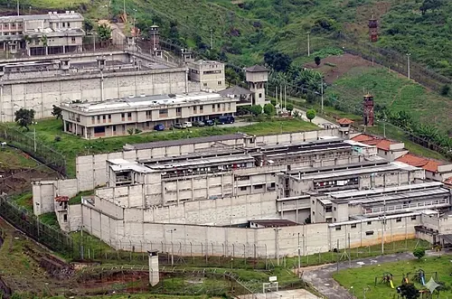 Procuraduría indaga ingreso irregular en cárcel de Itagüí