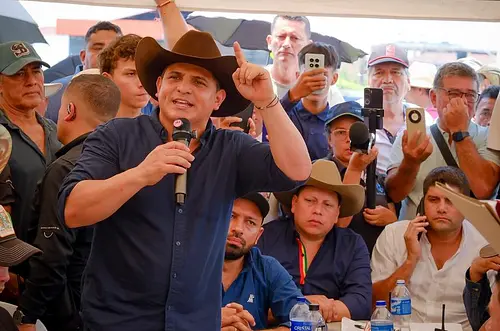 Gobernador media protestas por catastro multipropósito Yopal