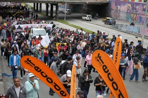 Paro docente evidencia crisis silenciosa en salud