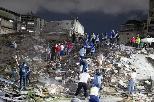 32 muertos y más de 700 heridos tras sismos en Venezuela