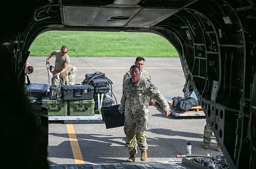 EE.UU. envía apoyo militar a Venezuela