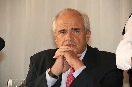 Samper llama a frenar la polarización en Colombia