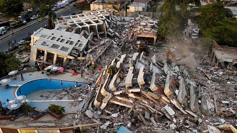 Suben a 3.685 los muertos por sismos en Venezuela