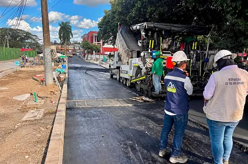 Inicia pavimentación del puente Villa Julia