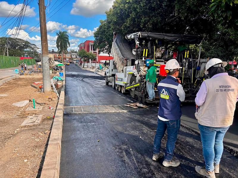 Inicia pavimentación del puente Villa Julia