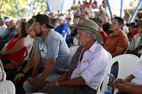 158 familias rurales de Cubarral tendrán electricidad