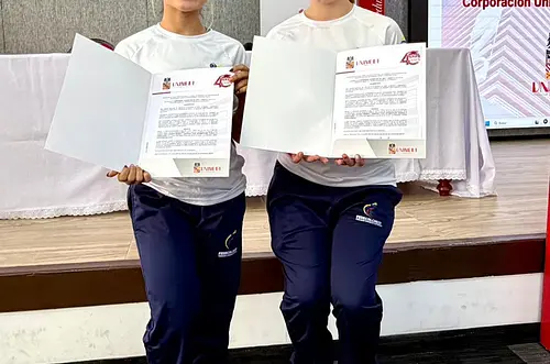 Entregan becas del 100 % a deportistas de alto rendimiento