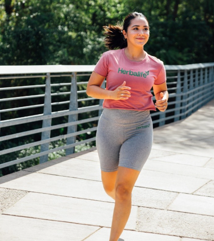 6 suplementos clave para la rutina femenina