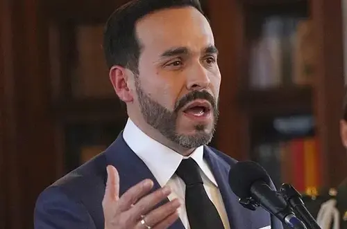 De la Espriella denuncia 82 casos de presunta corrupción
