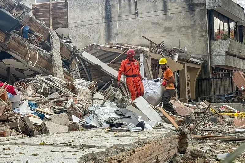 Empresarios donan $2 billones por terremoto