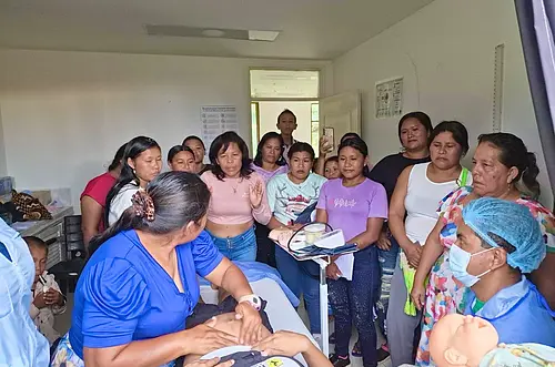 Gobernación certificó a 30 mujeres indígenas como parteras