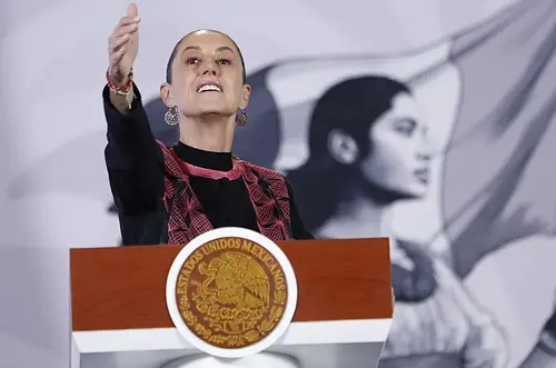 Sheinbaum invita a Petro a dar conferencias en México
