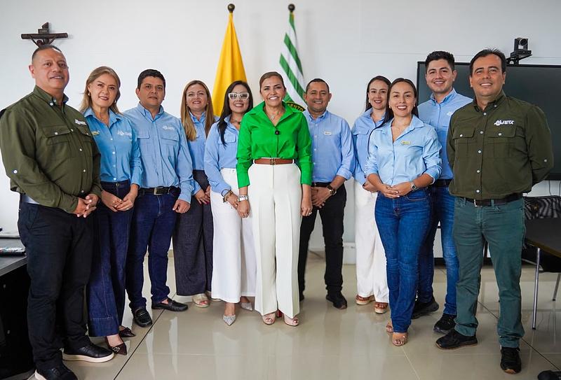 Gobernadora Rafaela Cortés posesionó a su nuevo gabinete