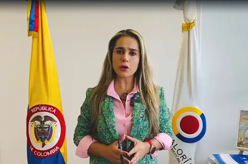 Contraloría alerta riesgos fiscales contractuales del Estado