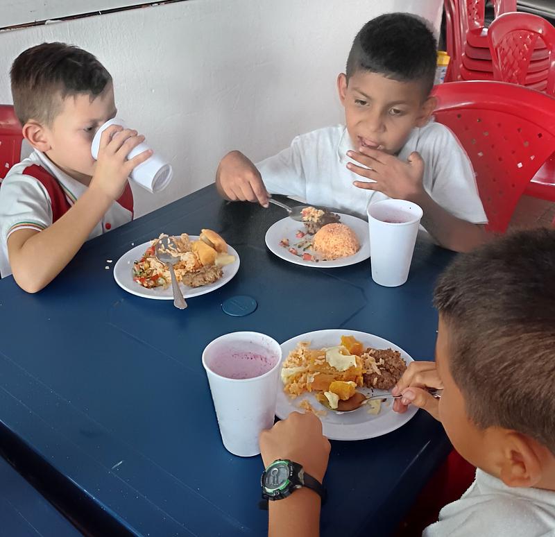 Se reanuda el PAE en Villavicencio