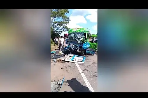 Un muerto y diez heridos deja choque en Meta