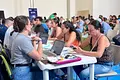 Meta abre feria laboral para buscadores de empleo